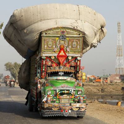 LKW-Pakistan_Foto Mario Goldstein.jpg